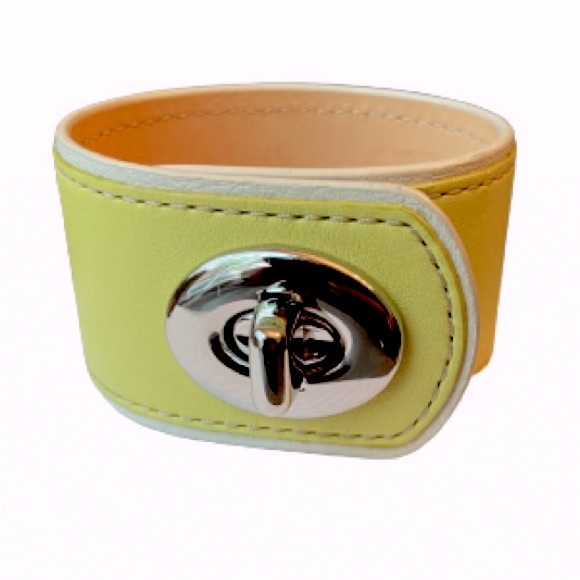 COACH turn lock bracelet NEW - Picture 1 of 5